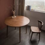 Vintage Round Table 02