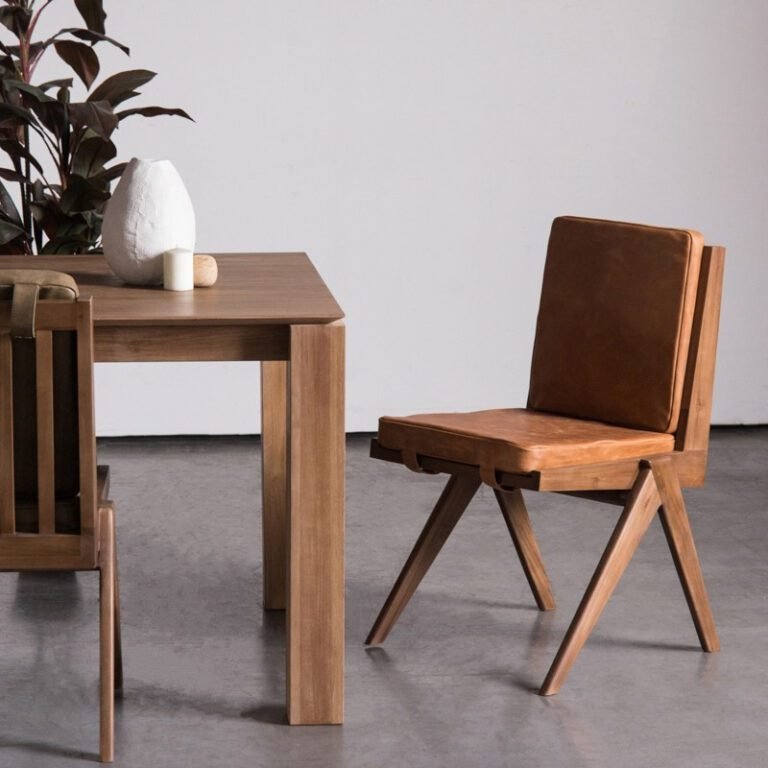 Tribute 植鞣皮革餐椅