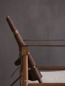 Nomad 鬼怪皮革休閒椅凳組