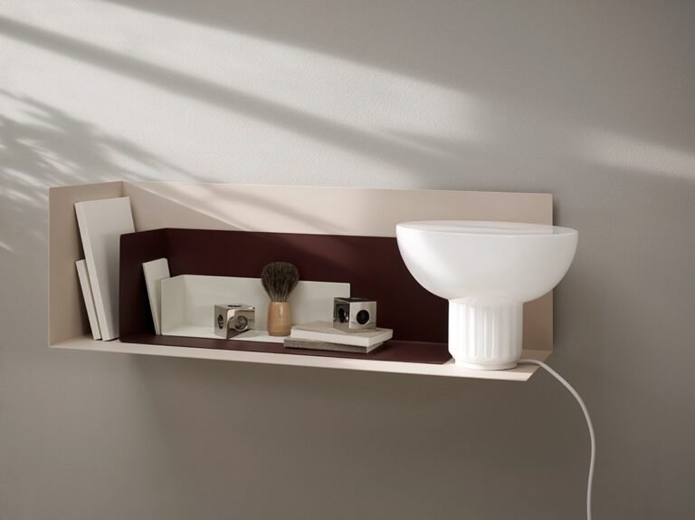 Corner L 型壁掛中擱板